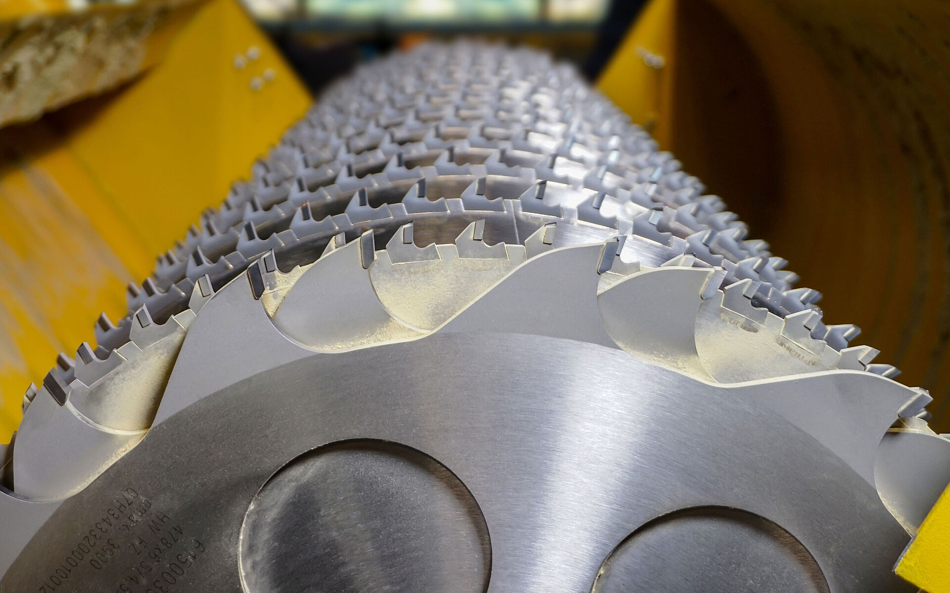 Leitz Kreissägeblattwelle mit spanraumgeschütztem Kreissägeblatt