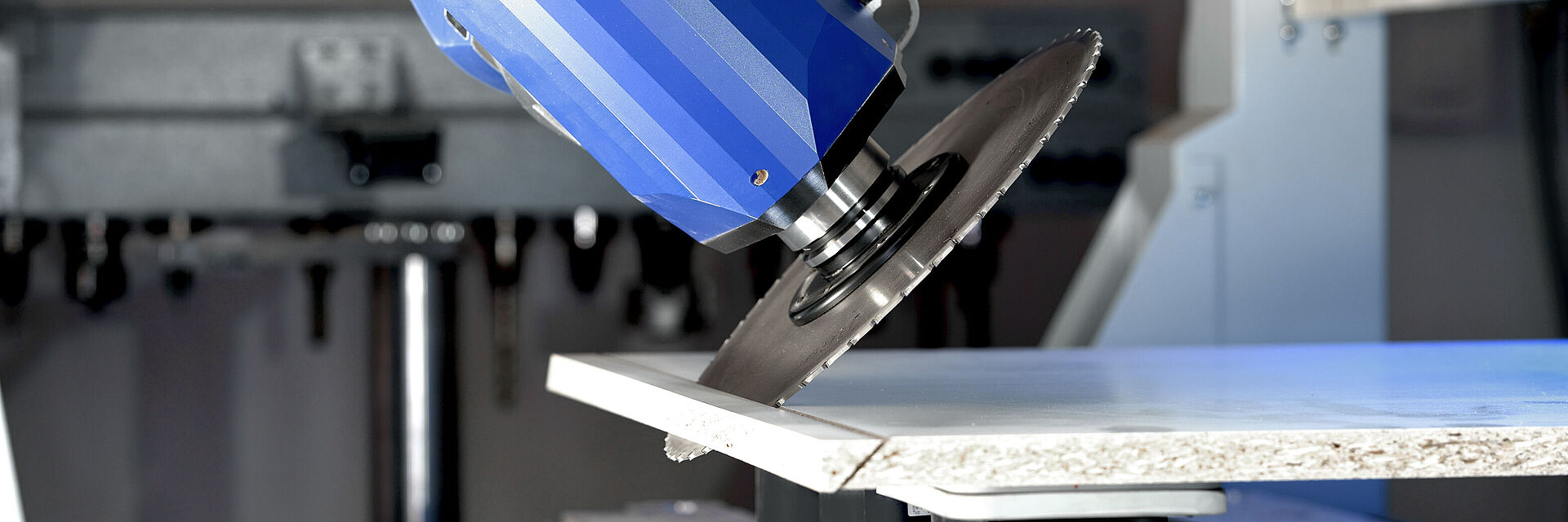 Leitz circular sawblade WhisperCut on CNC machine