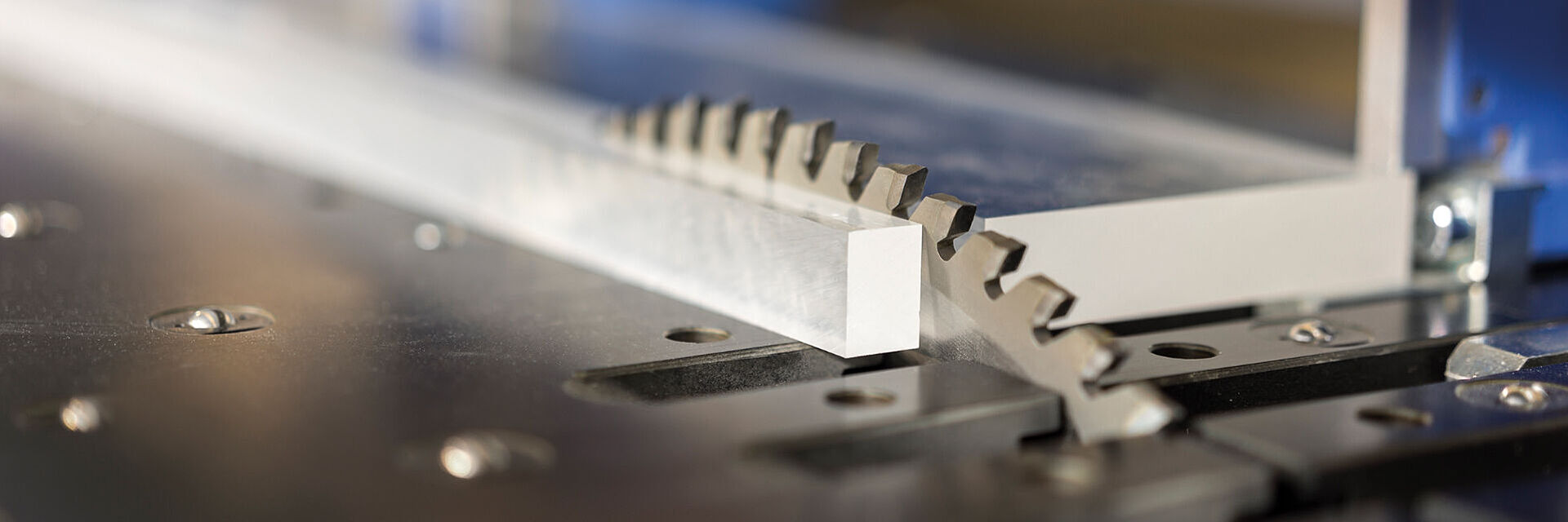 Leitz Kreissägeblatt BrillianceCut auf Plattenaufteilsäge Acrylglas